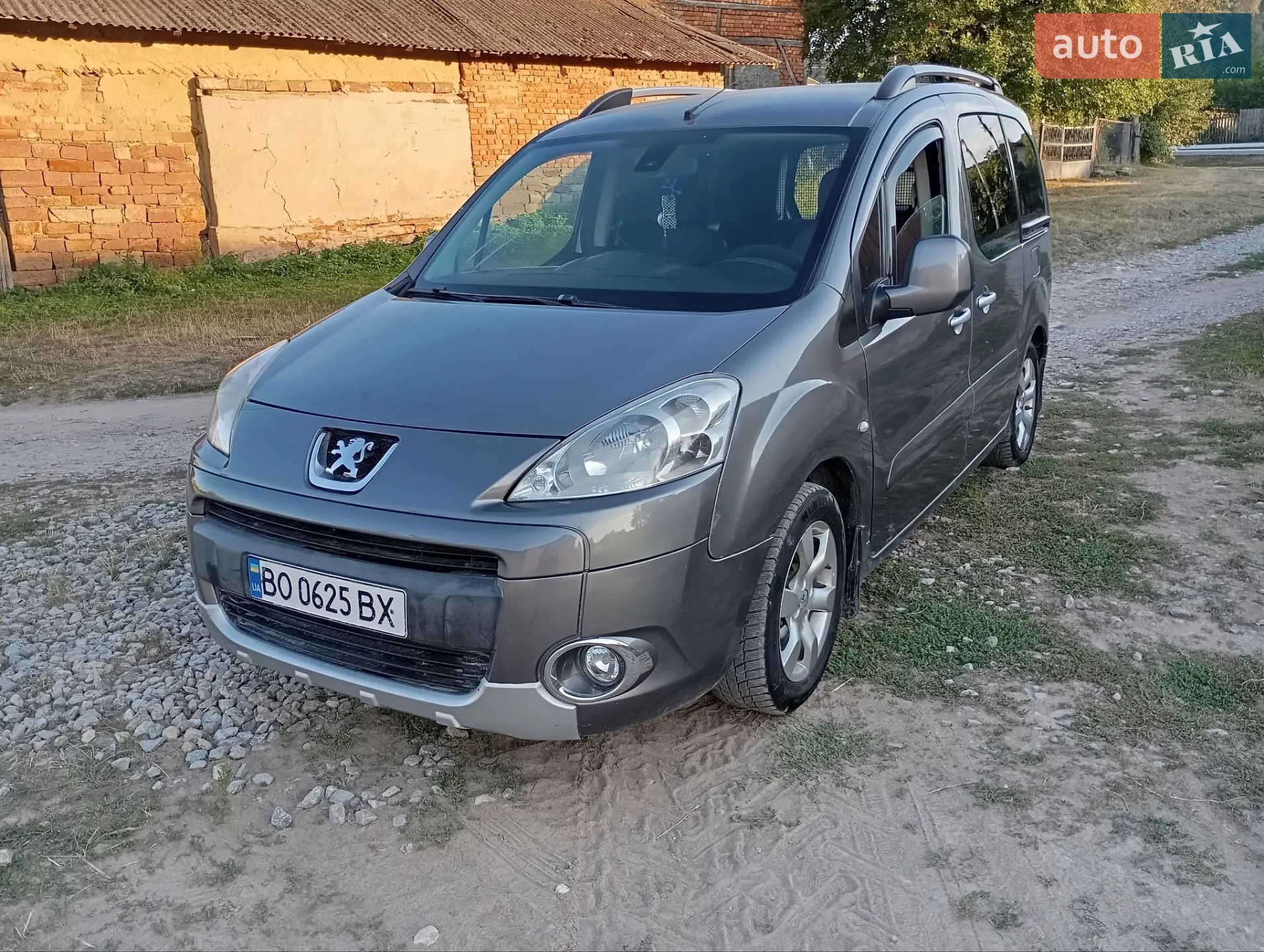 Peugeot Partner, 2010