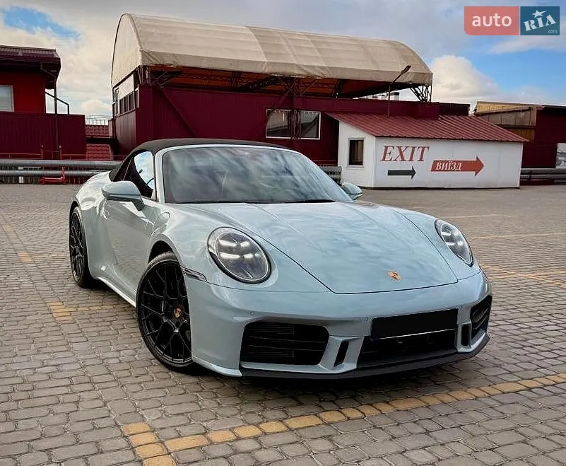 Porsche 911, 2024