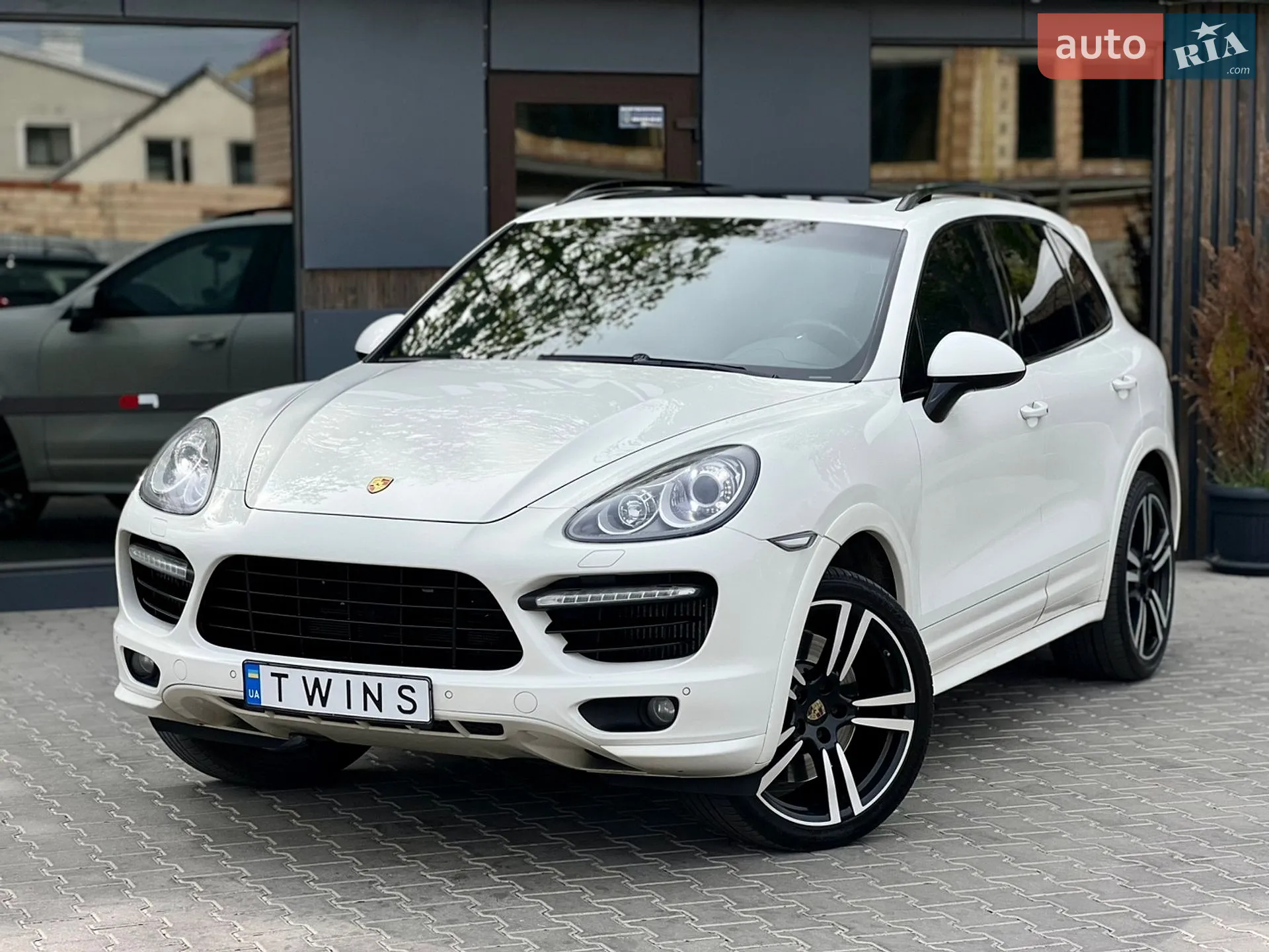 Porsche Cayenne, 2011