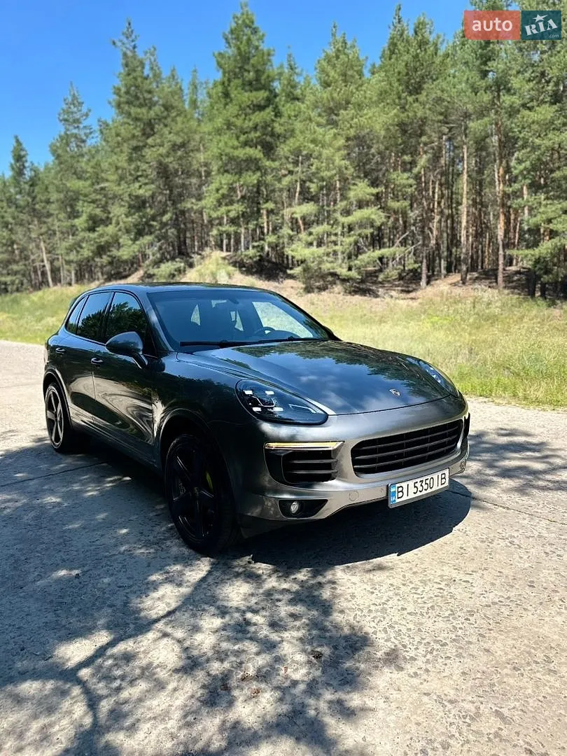 Porsche Cayenne, 2015