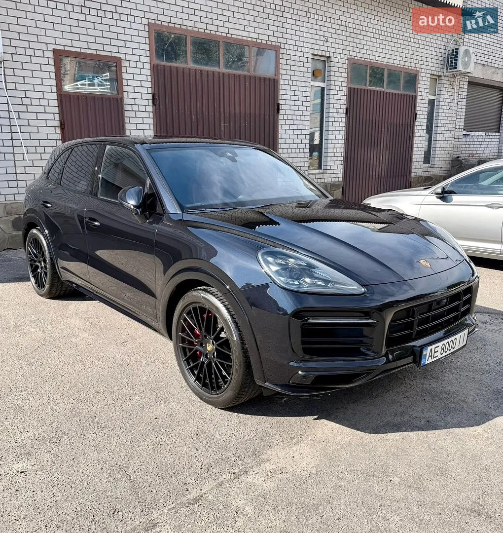 Porsche Cayenne, 2022