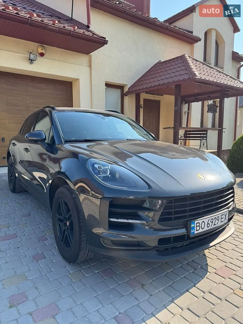 Porsche Macan, 2020
