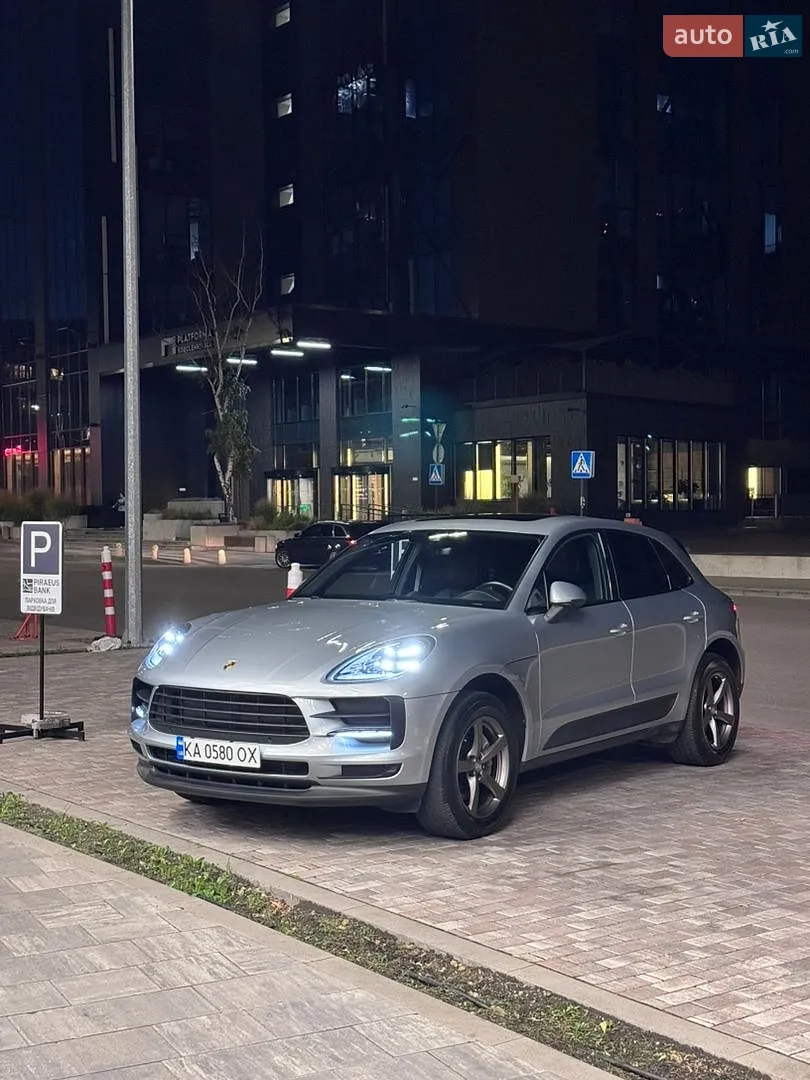 Porsche Macan, 2019