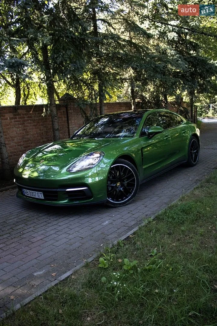 Porsche Panamera, 2018