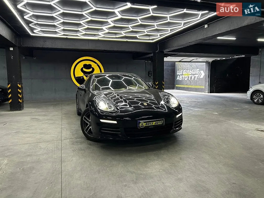 Porsche Panamera, 2013