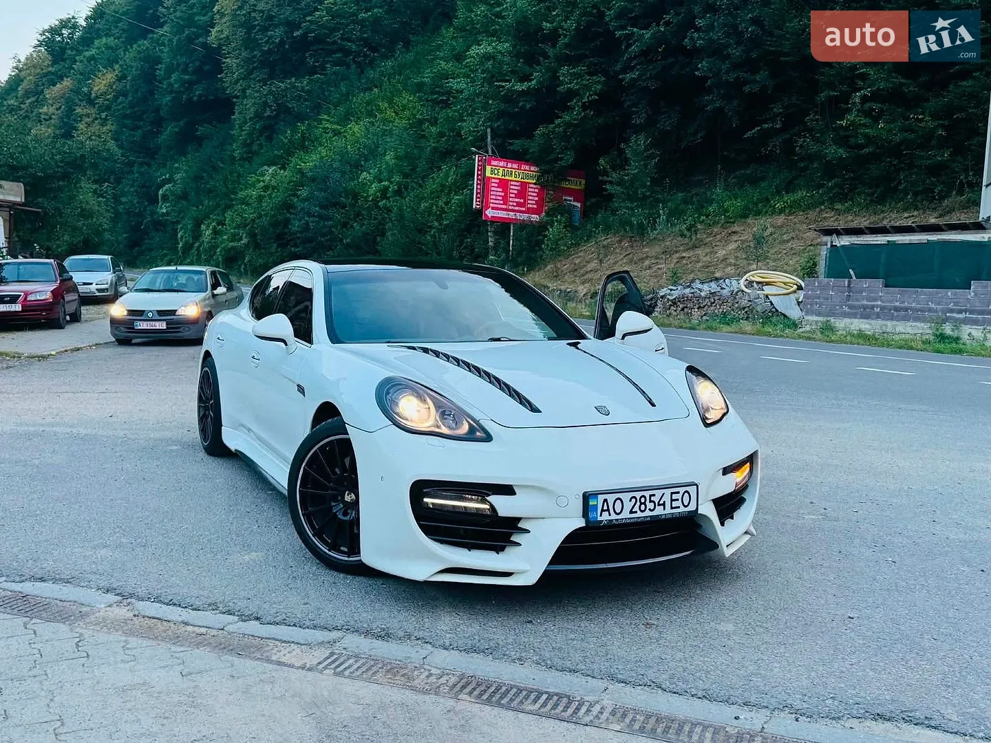Porsche Panamera, 2011