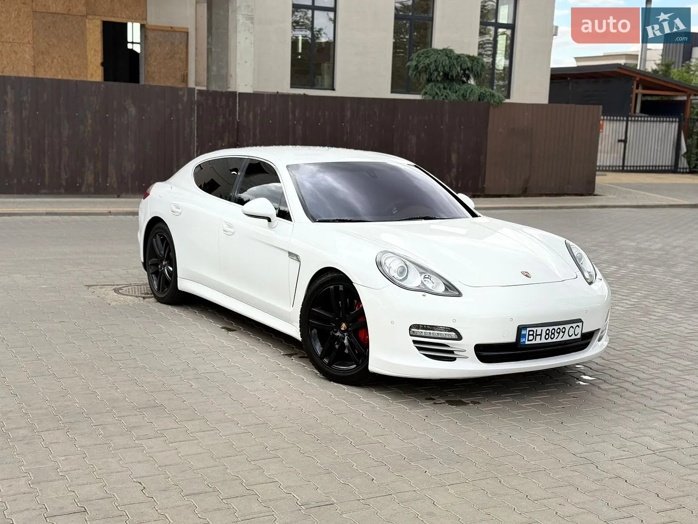 Porsche Panamera, 2011