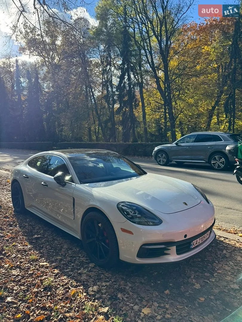 Porsche Panamera, 2018