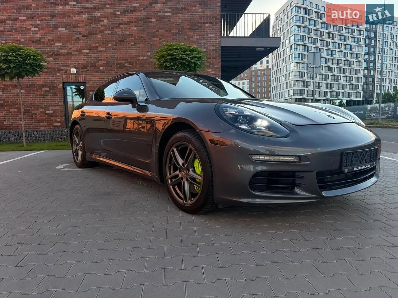 Porsche Panamera, 2015