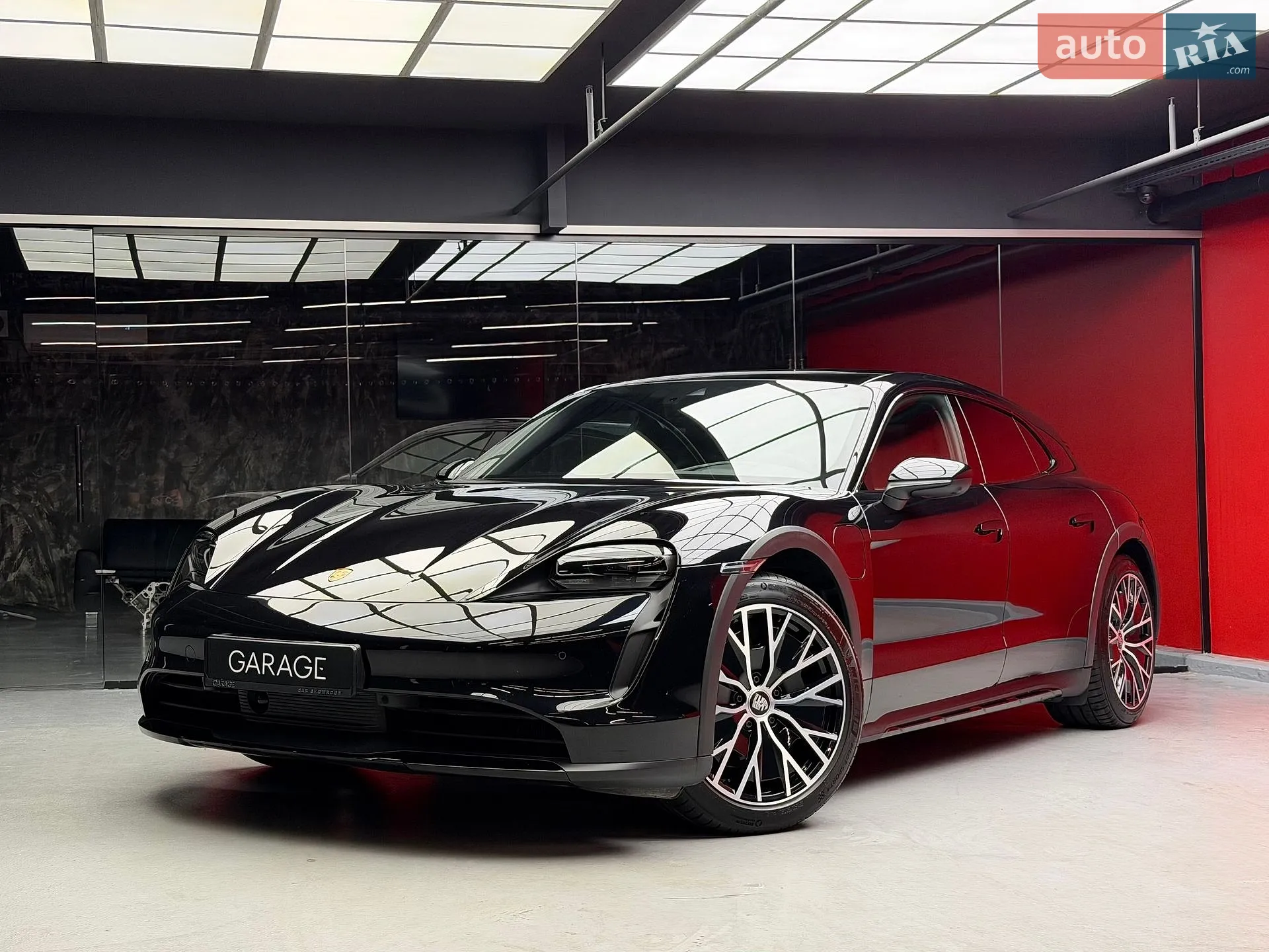 Porsche Taycan Cross Turismo, 2023