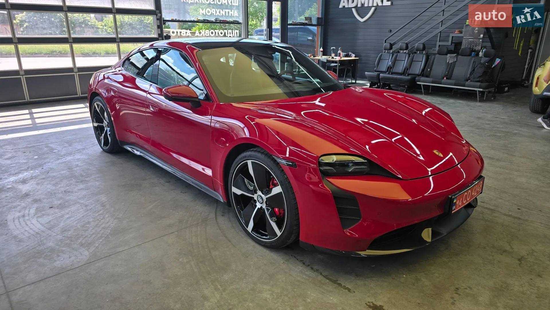 Porsche Taycan, 2020