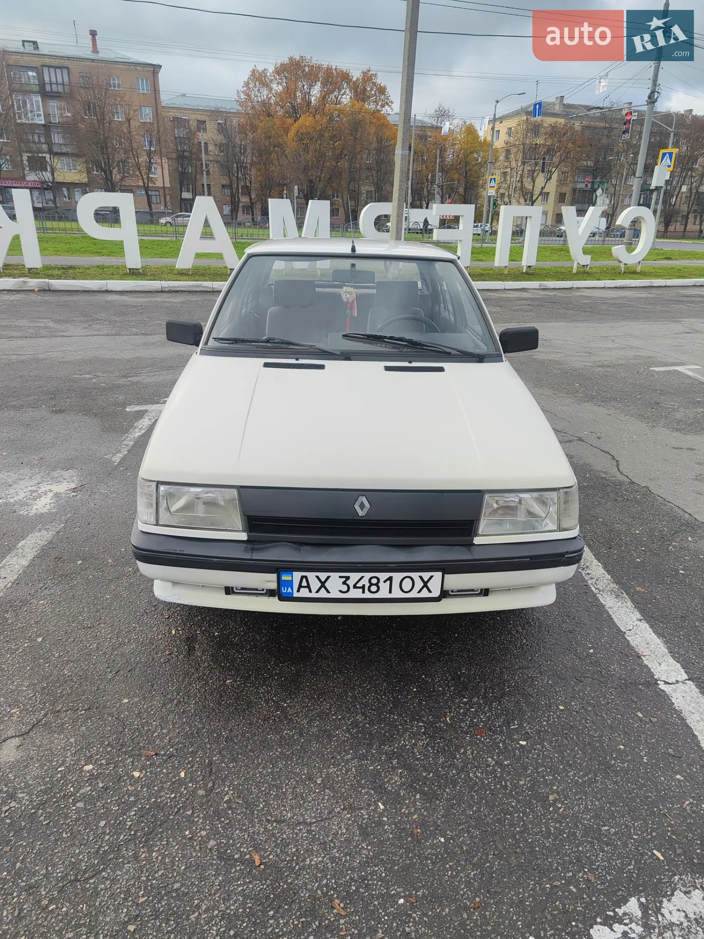 Renault 11, 1988