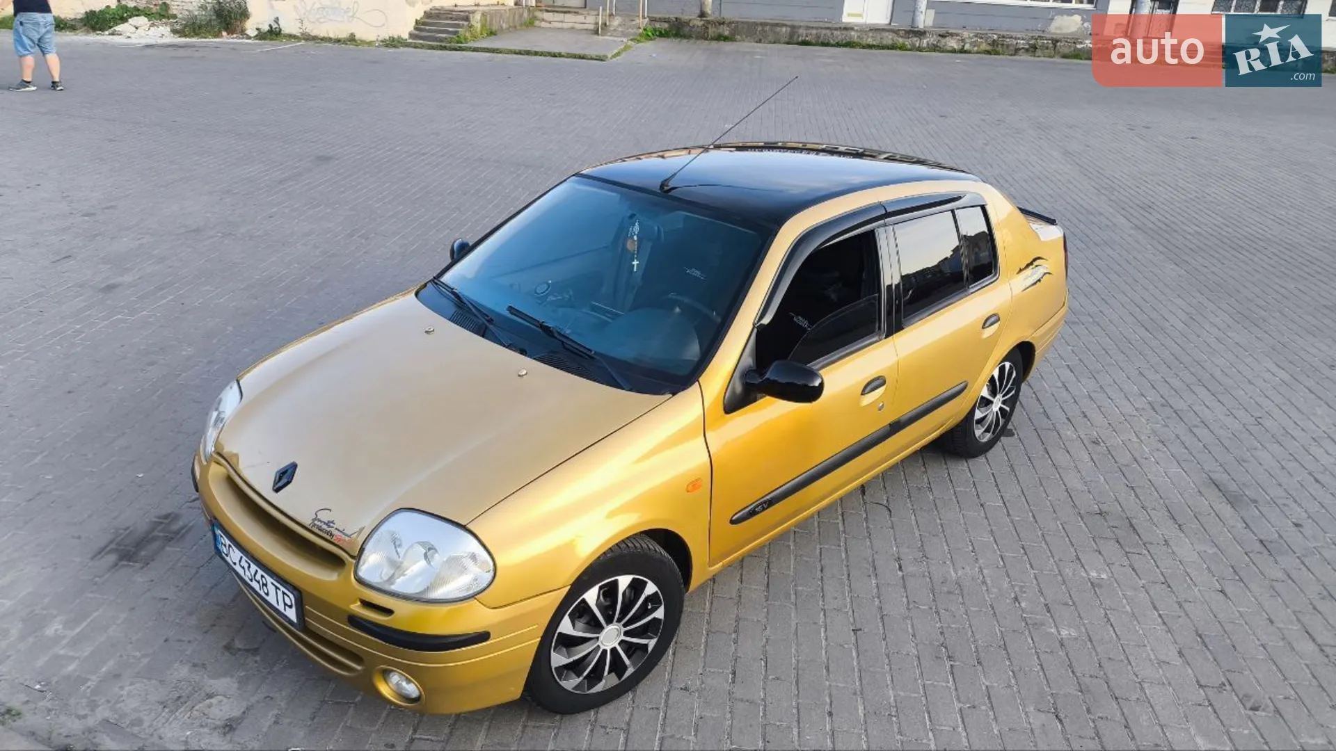 Renault Clio, 2001