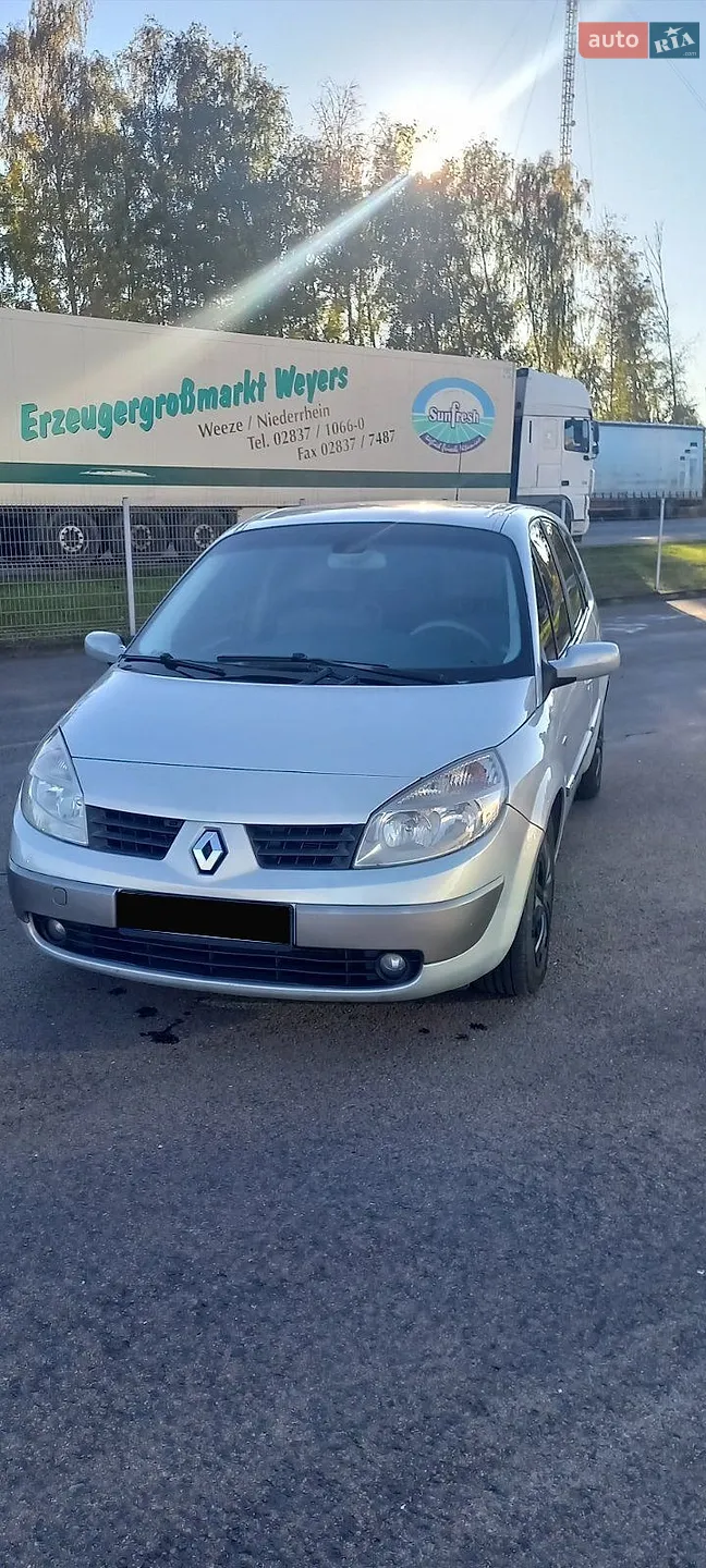 Renault Grand Scenic, 2004