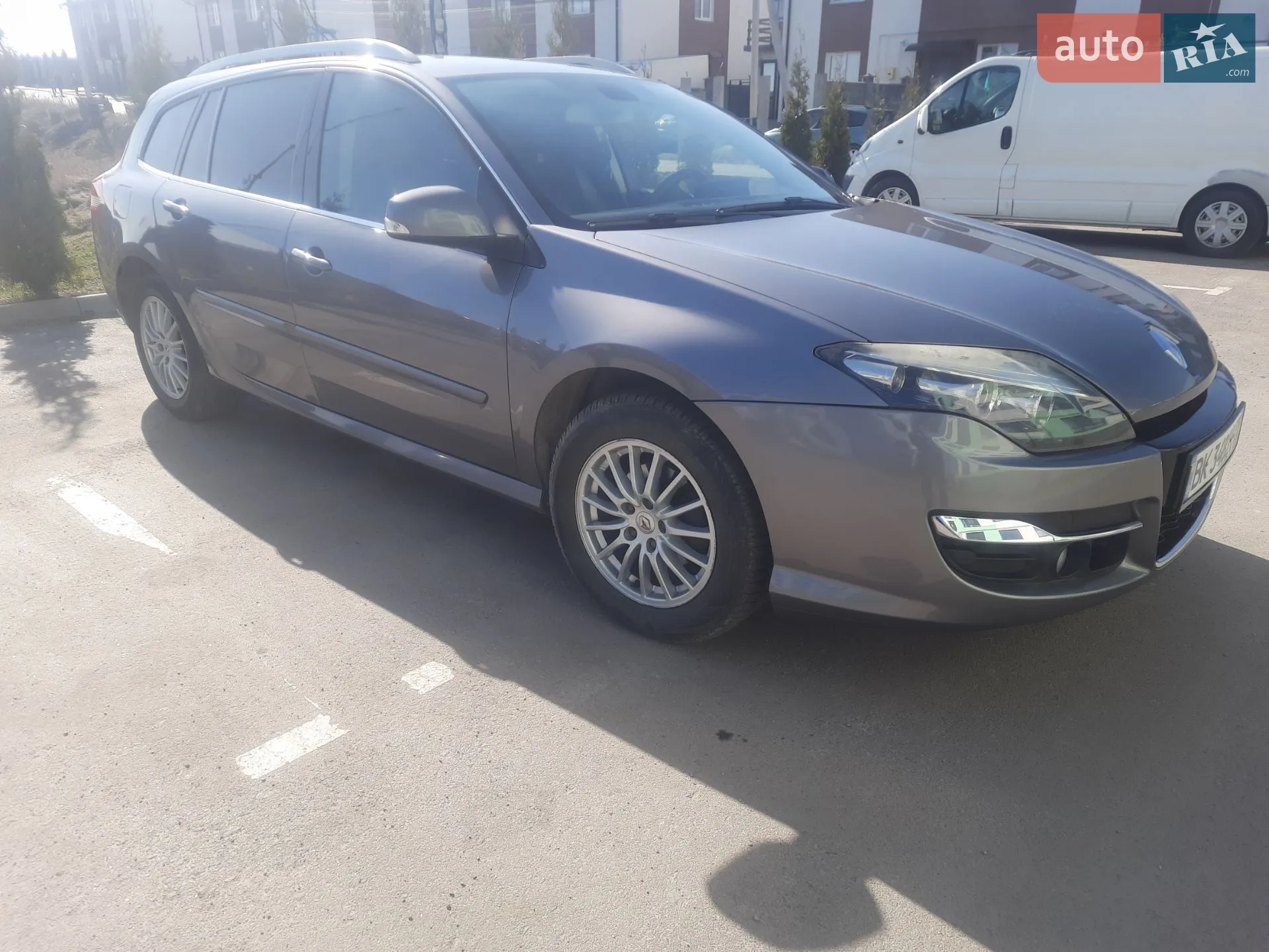 Renault Laguna, 2011