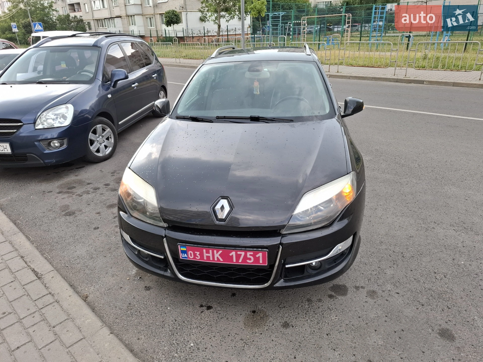 Renault Laguna, 2011