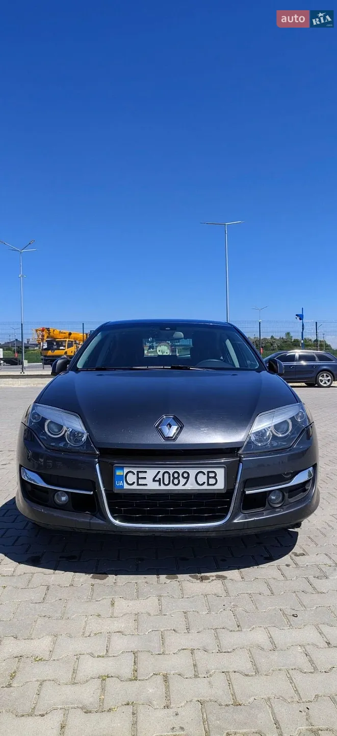 Renault Laguna, 2011