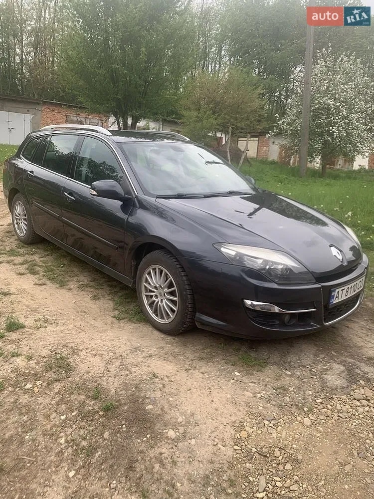 Renault Laguna, 2011