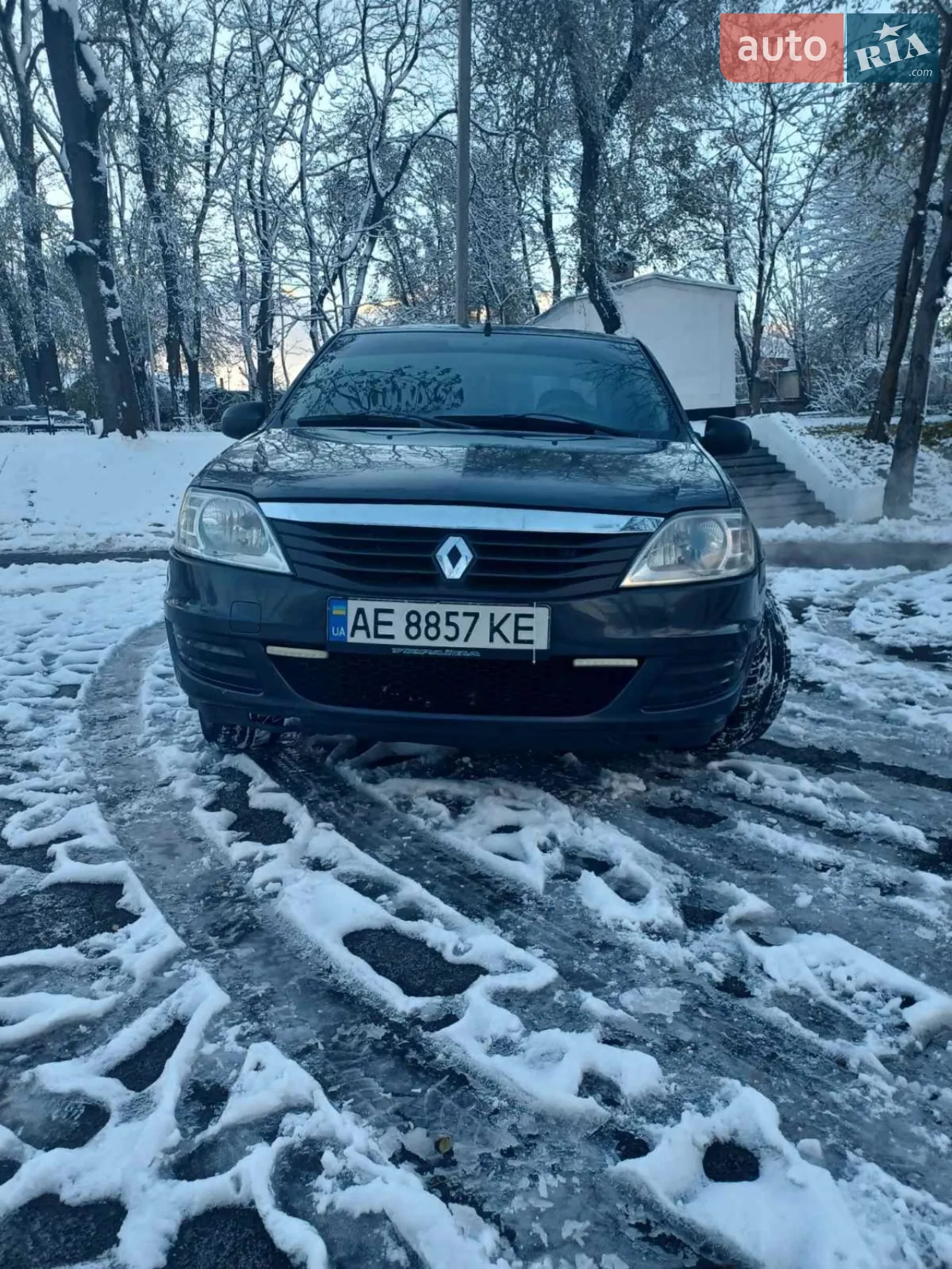 Renault Logan, 2011