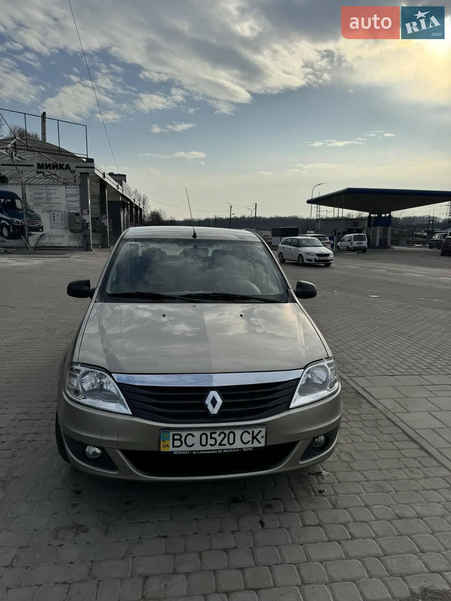 Renault Logan, 2011