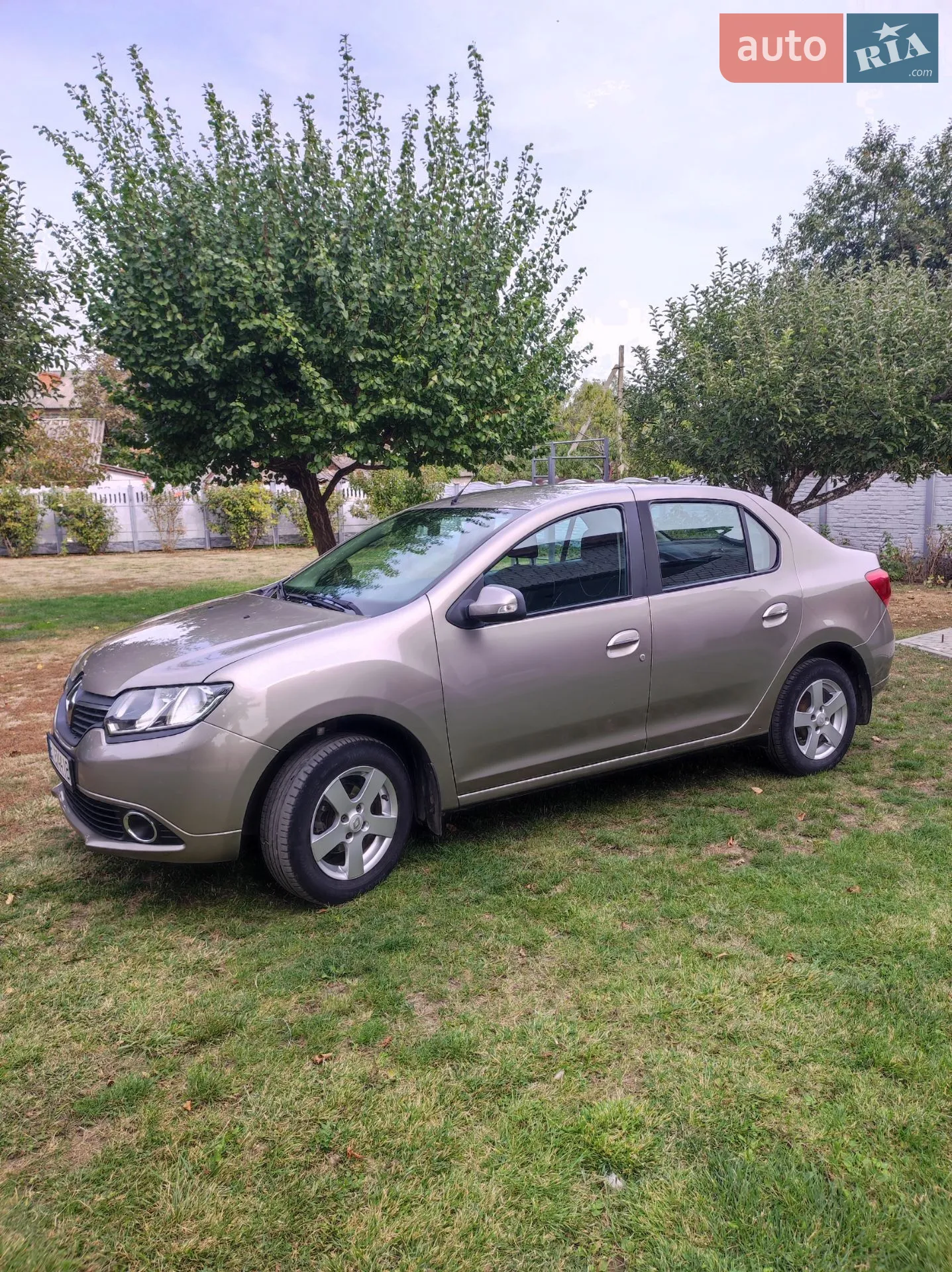 Renault Logan, 2013