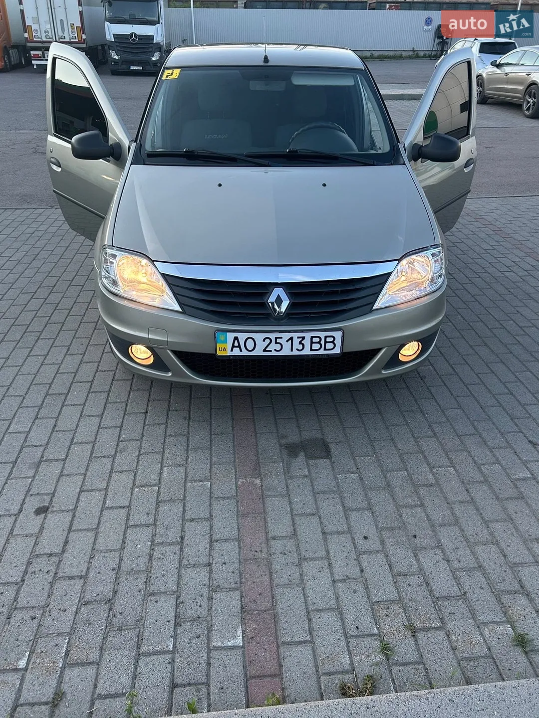 Renault Logan, 2010