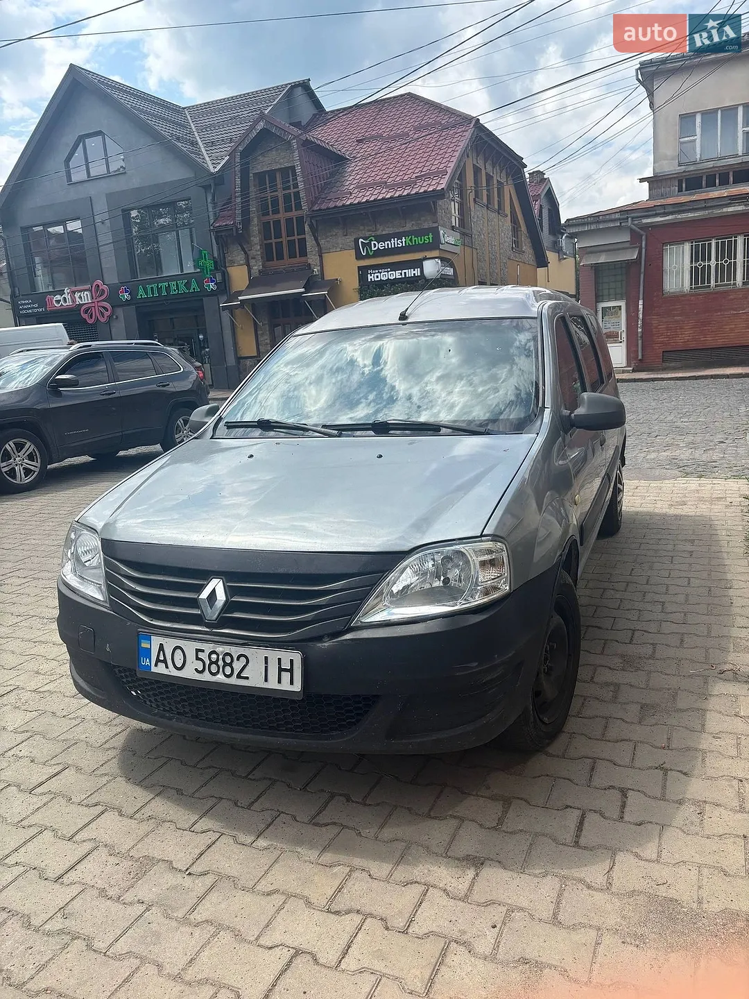Renault Logan, 2011