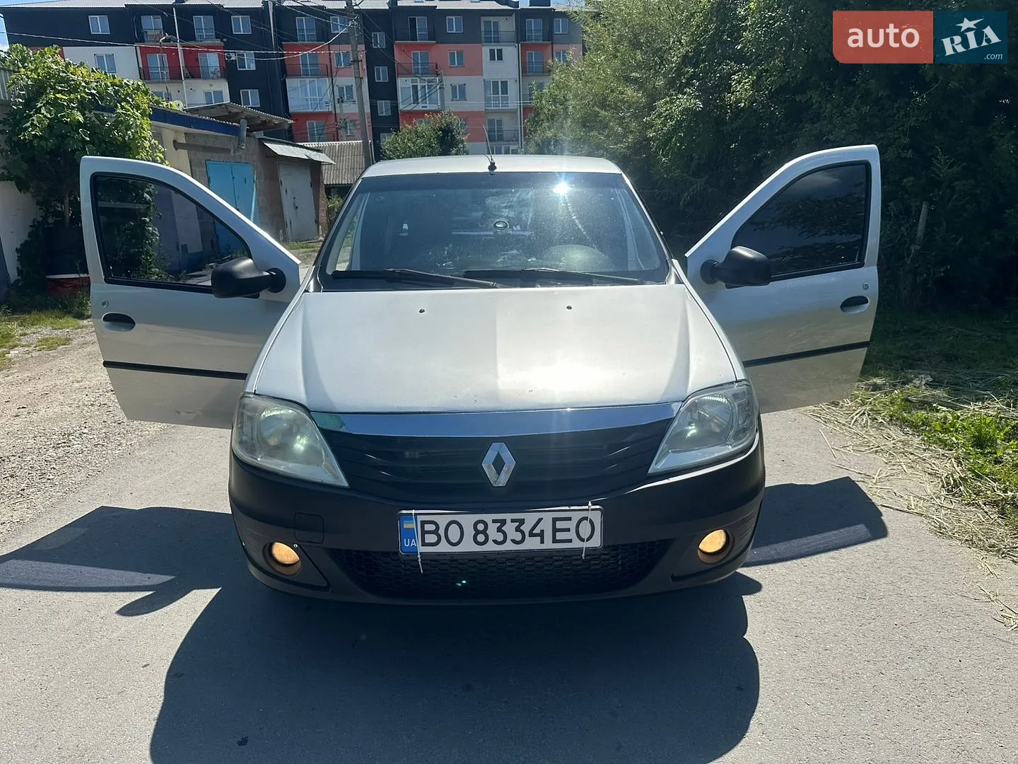 Renault Logan, 2012
