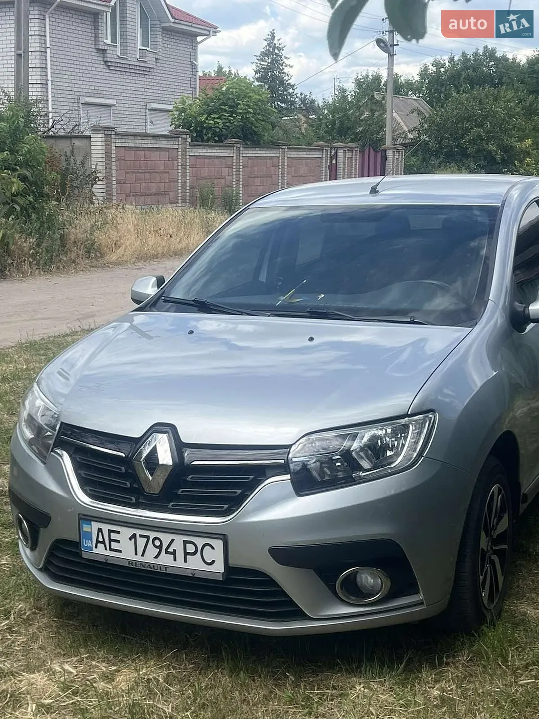 Renault Logan, 2019