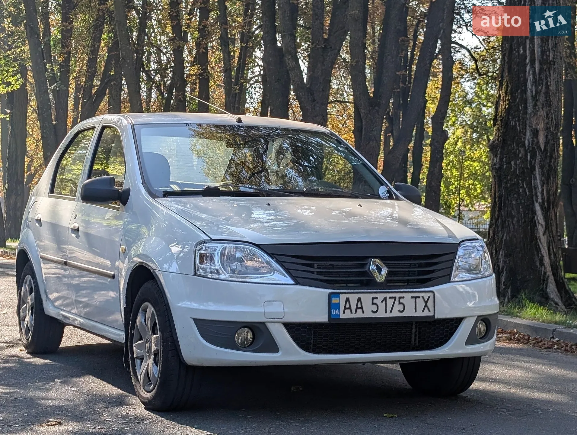 Renault Logan, 2011