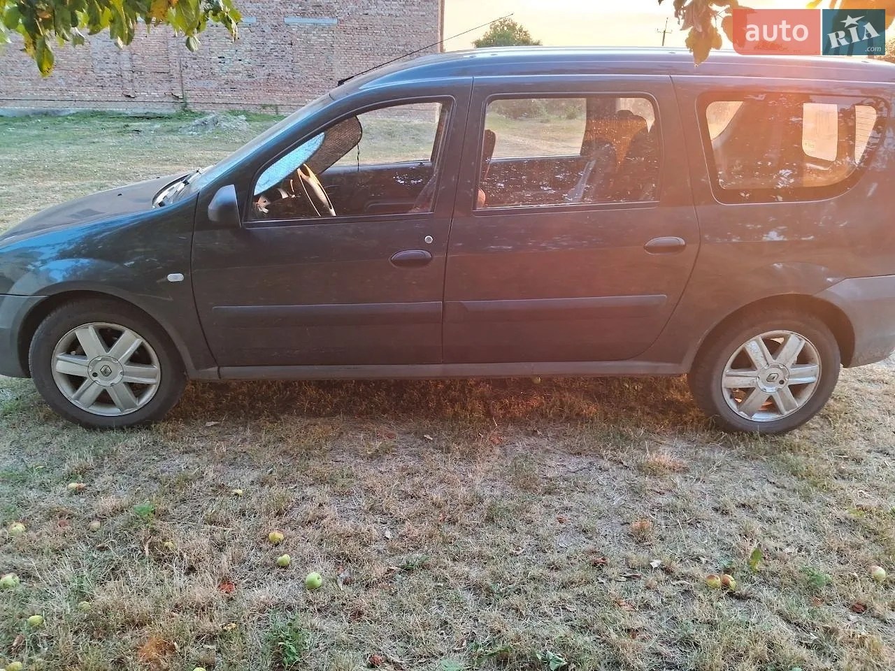 Renault Logan, 2010