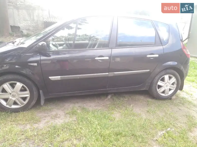 Renault Megane, 2004