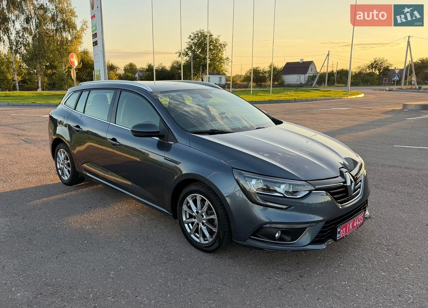 Renault Megane 2017 — 1