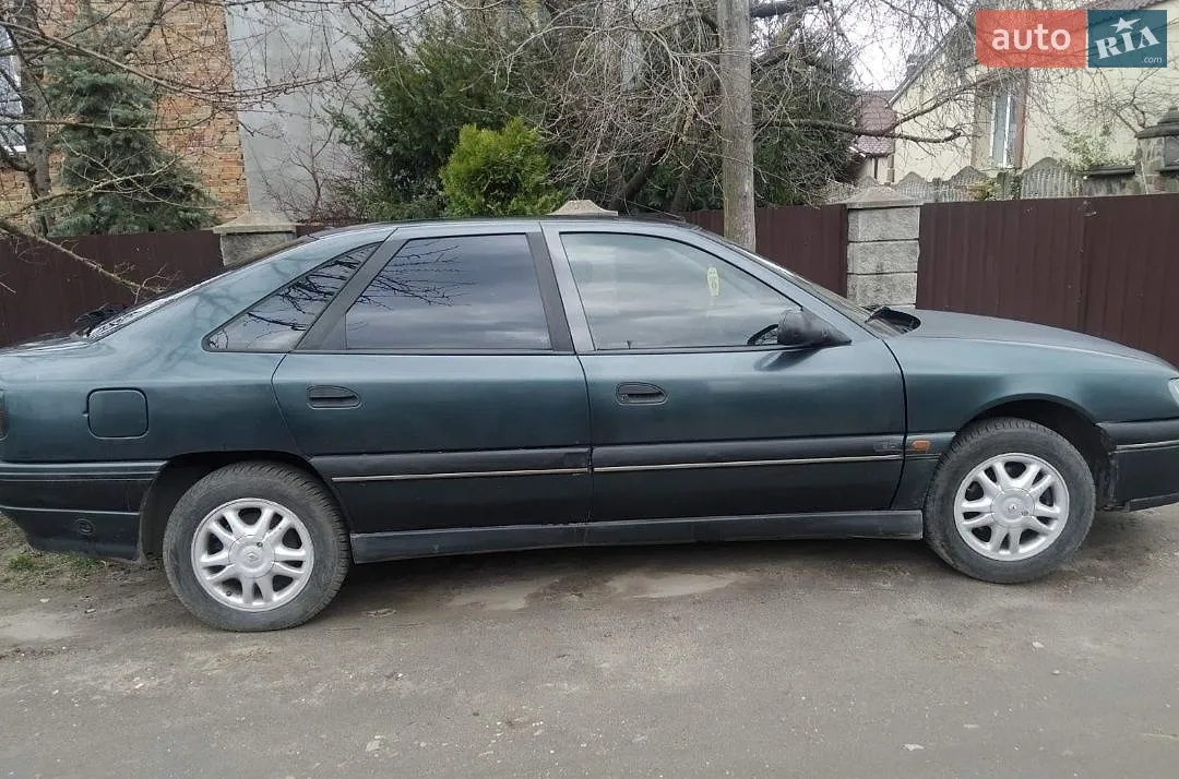 Renault Safrane, 1993