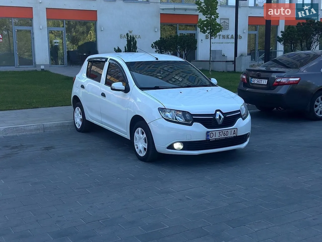 Renault Sandero, 2013