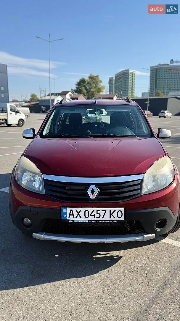 Renault Sandero, 2012