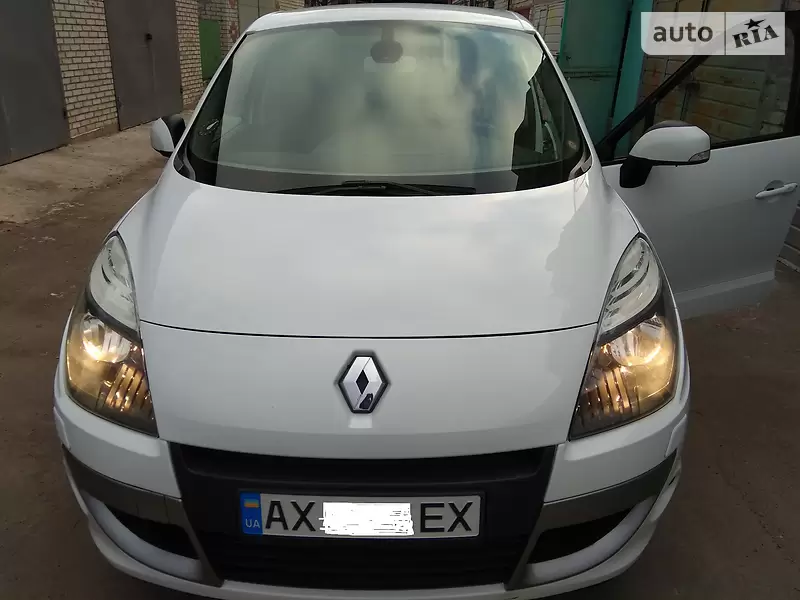 Renault Scenic, 2011