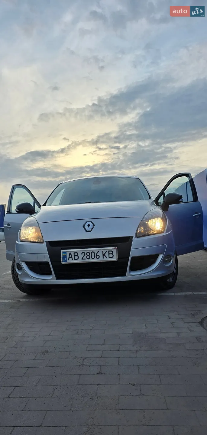 Renault Scenic, 2011