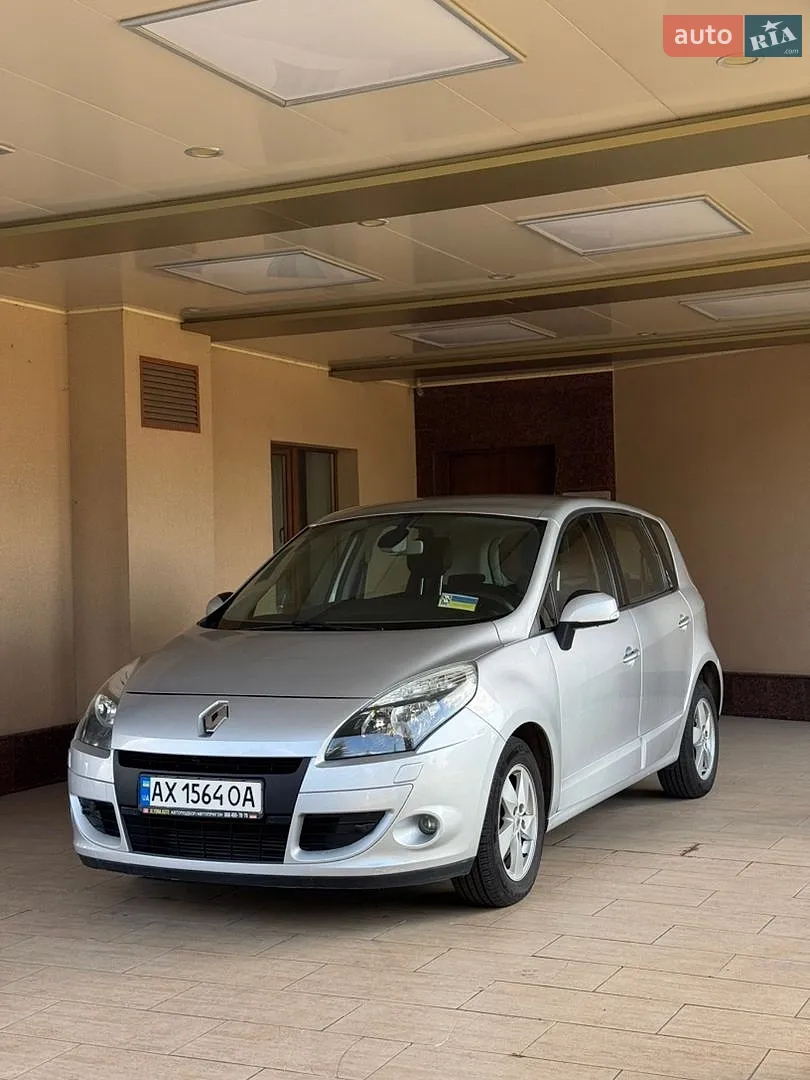 Renault Scenic, 2011
