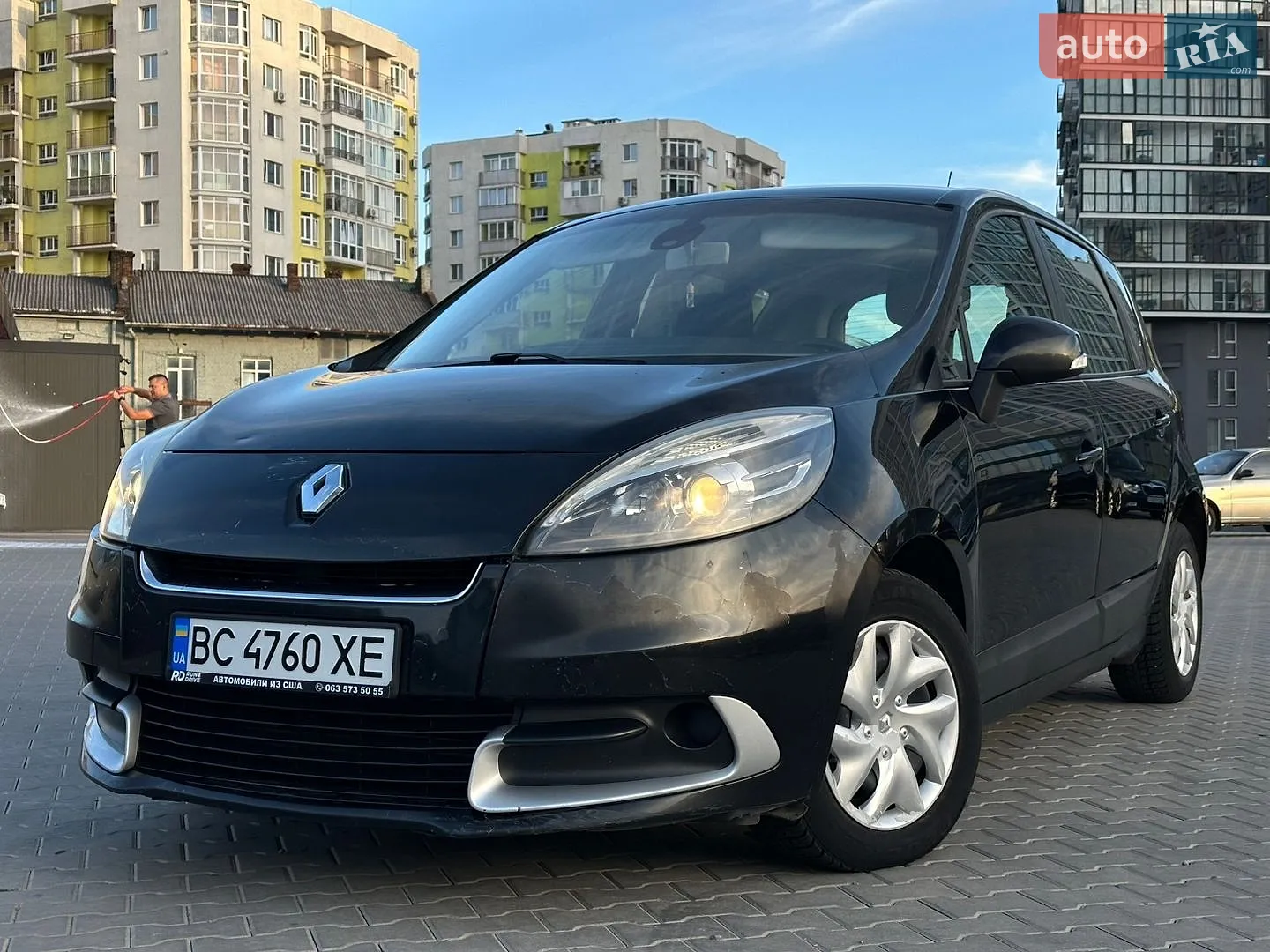 Renault Scenic 2012 — 1