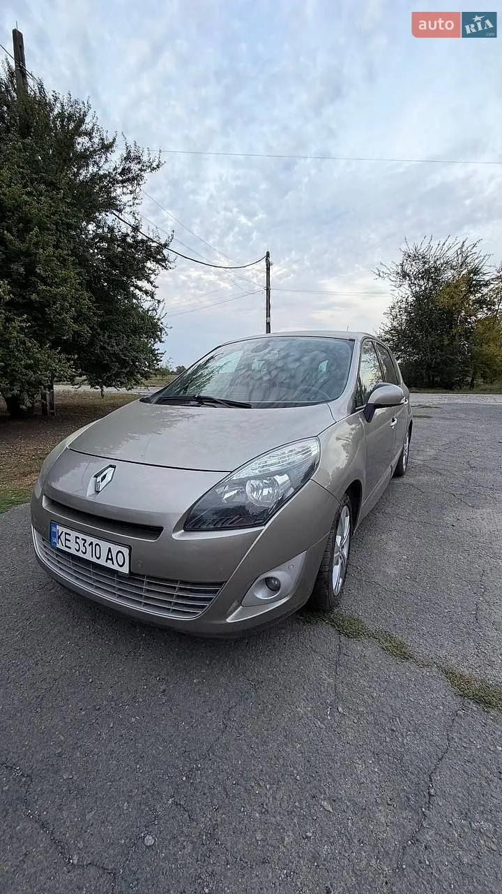 Renault Scenic, 2011