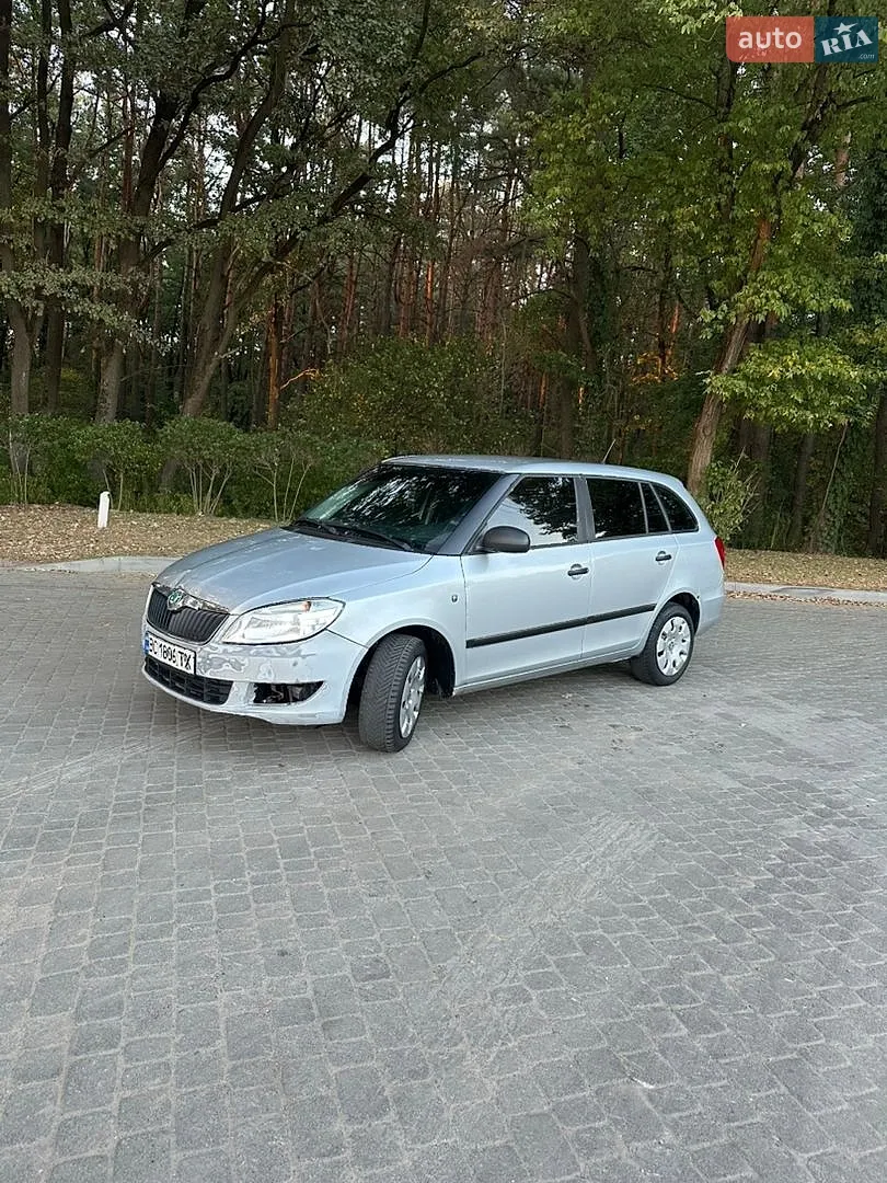 Skoda Fabia, 2011