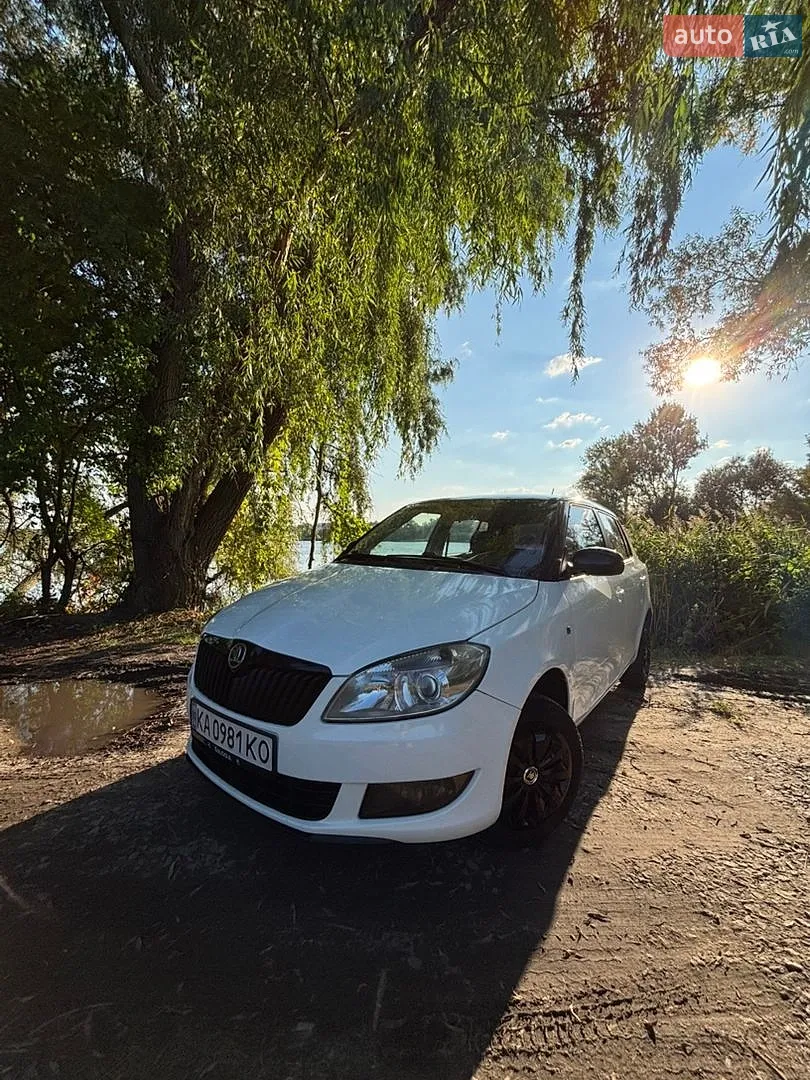 Skoda Fabia, 2011