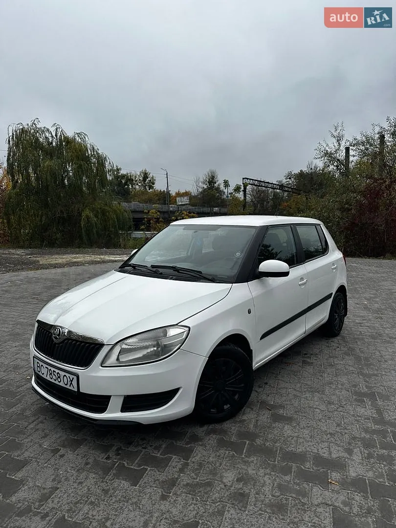 Skoda Fabia, 2011