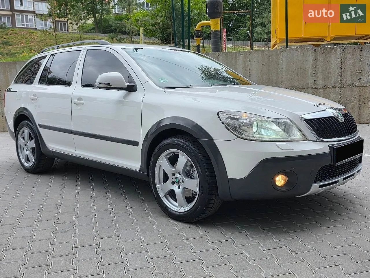 Skoda Octavia Scout, 2011