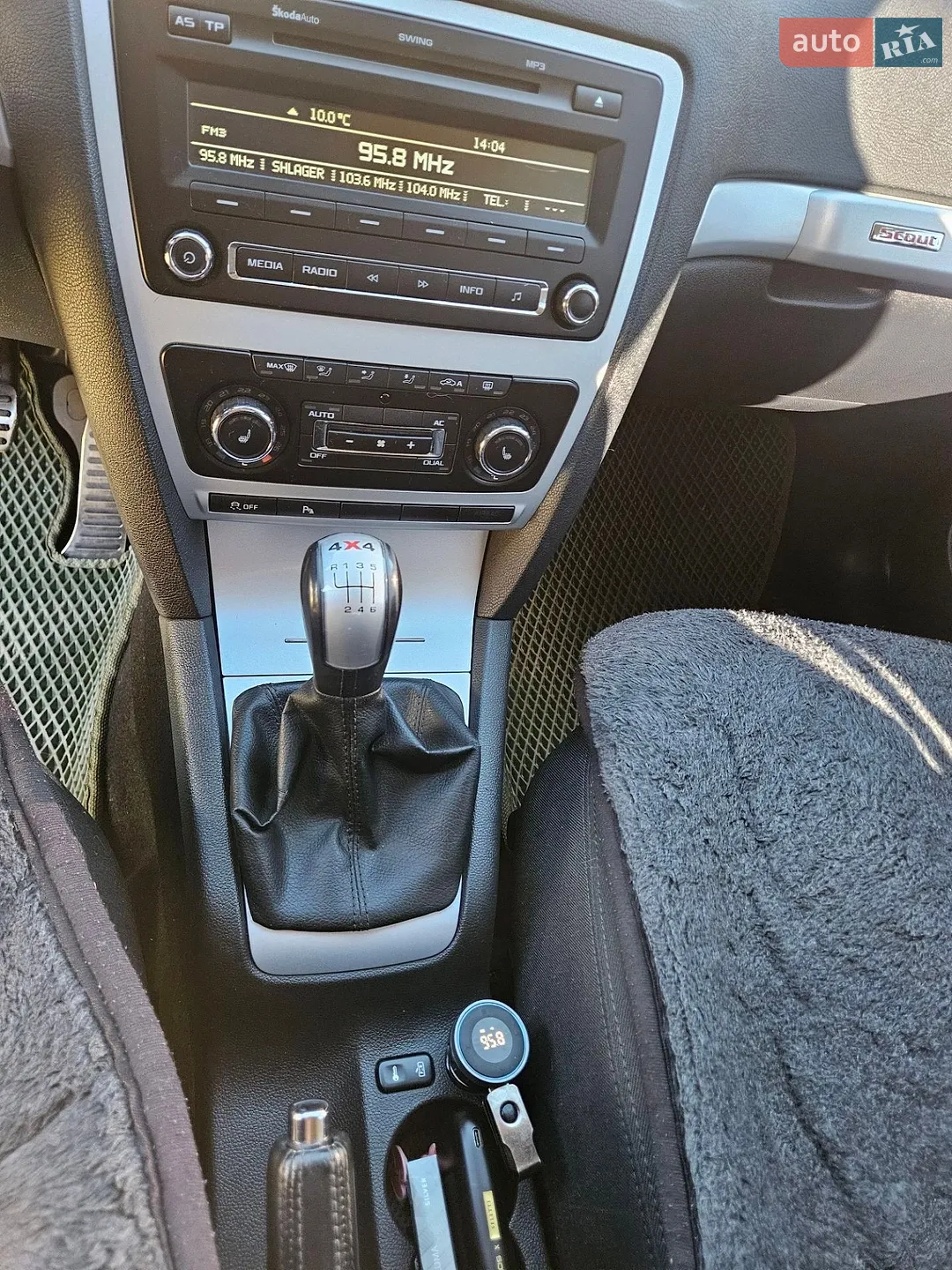 Skoda Octavia Scout, 2011