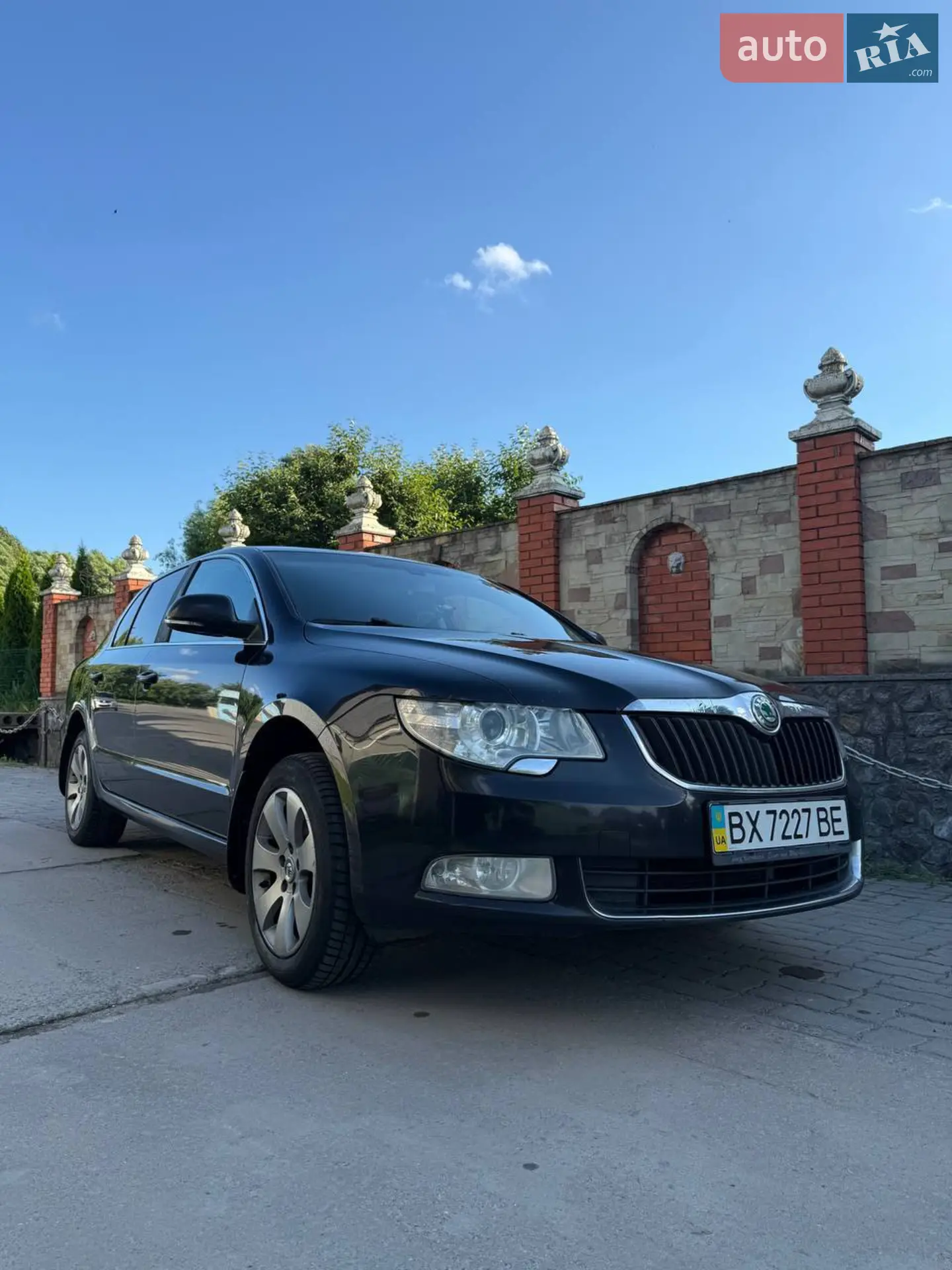 Skoda Superb, 2011