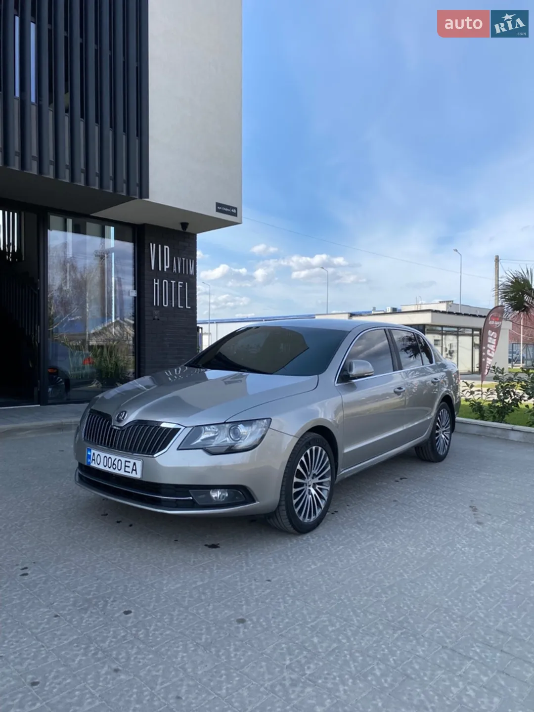Skoda Superb 2013 — 1