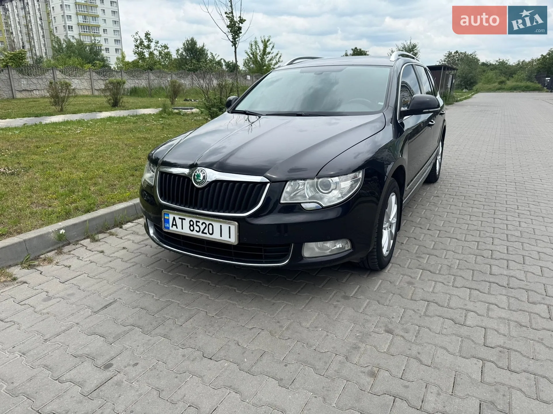 Skoda Superb, 2011