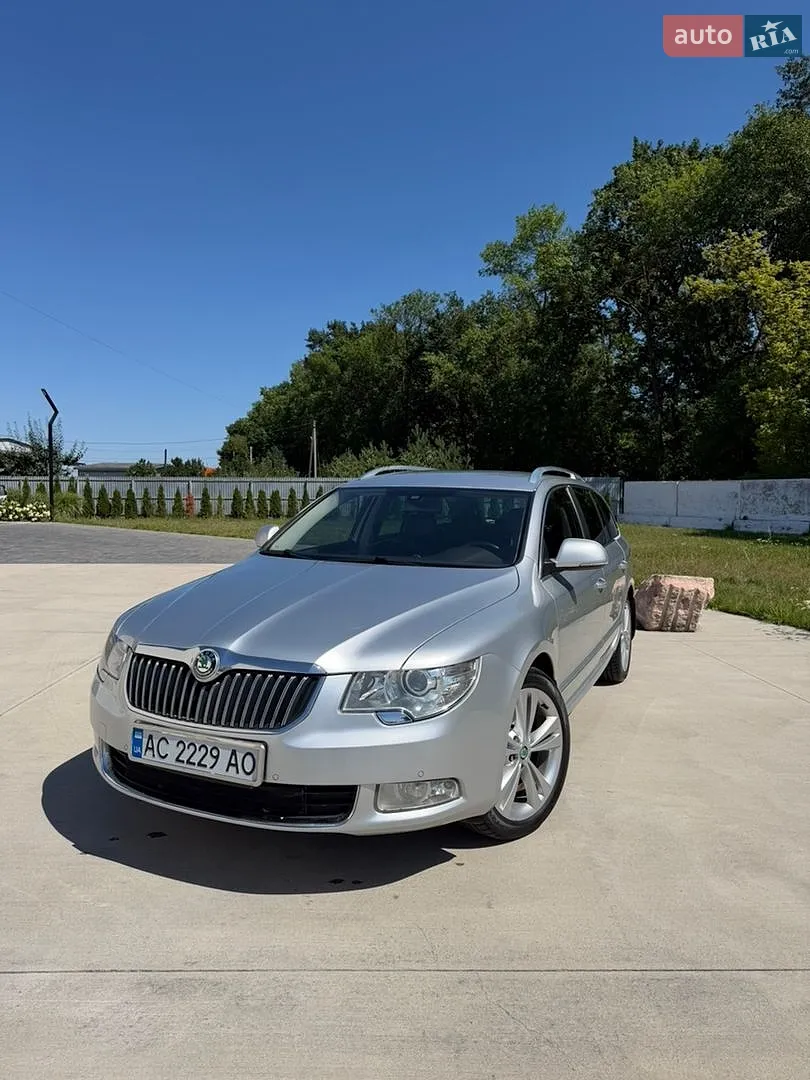 Skoda Superb, 2011